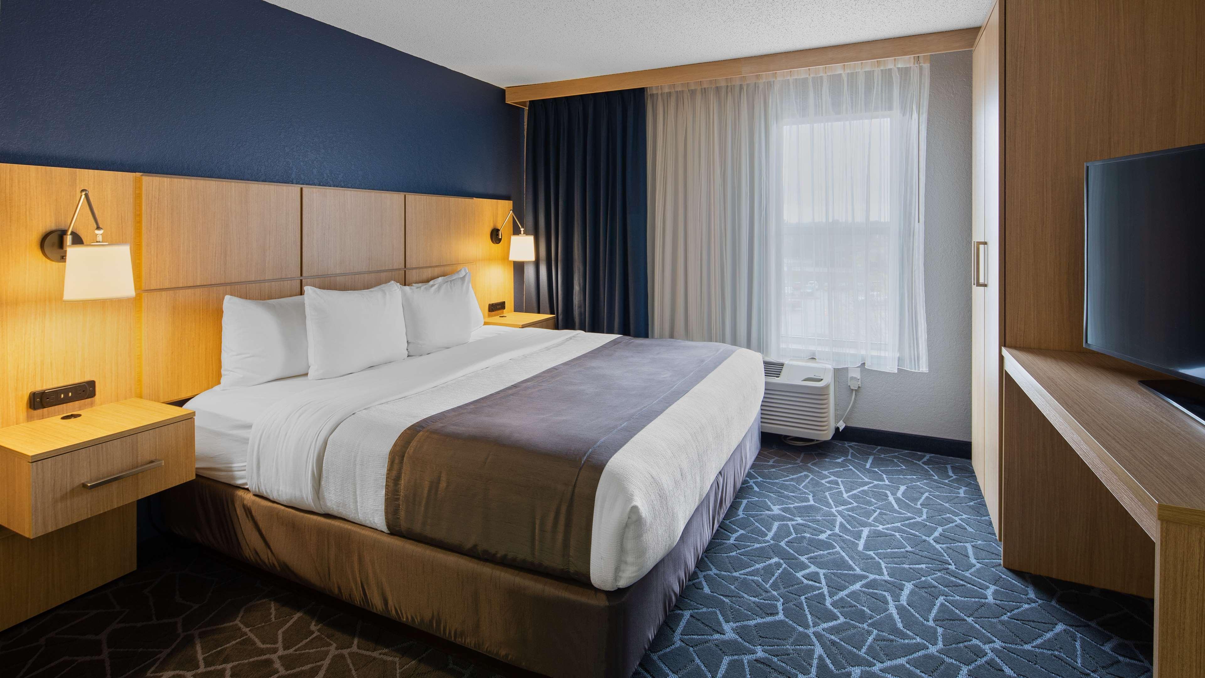 Best Western Eau Claire South Exterior photo