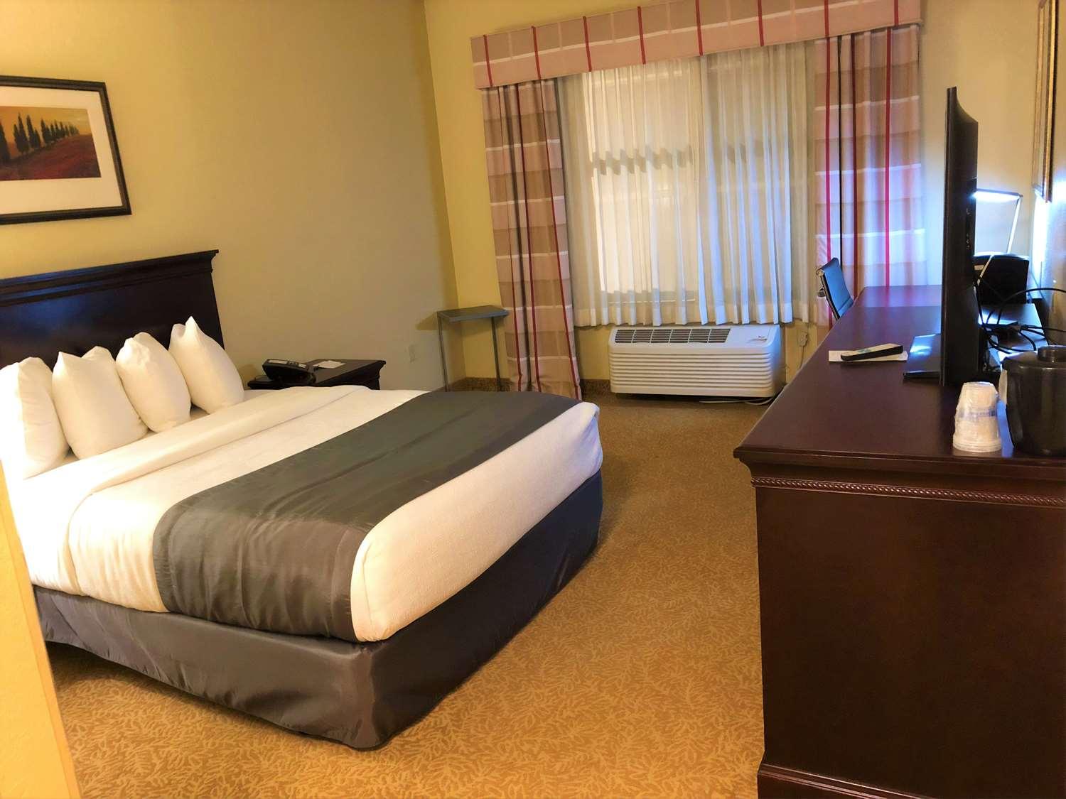 Best Western Eau Claire South Exterior photo
