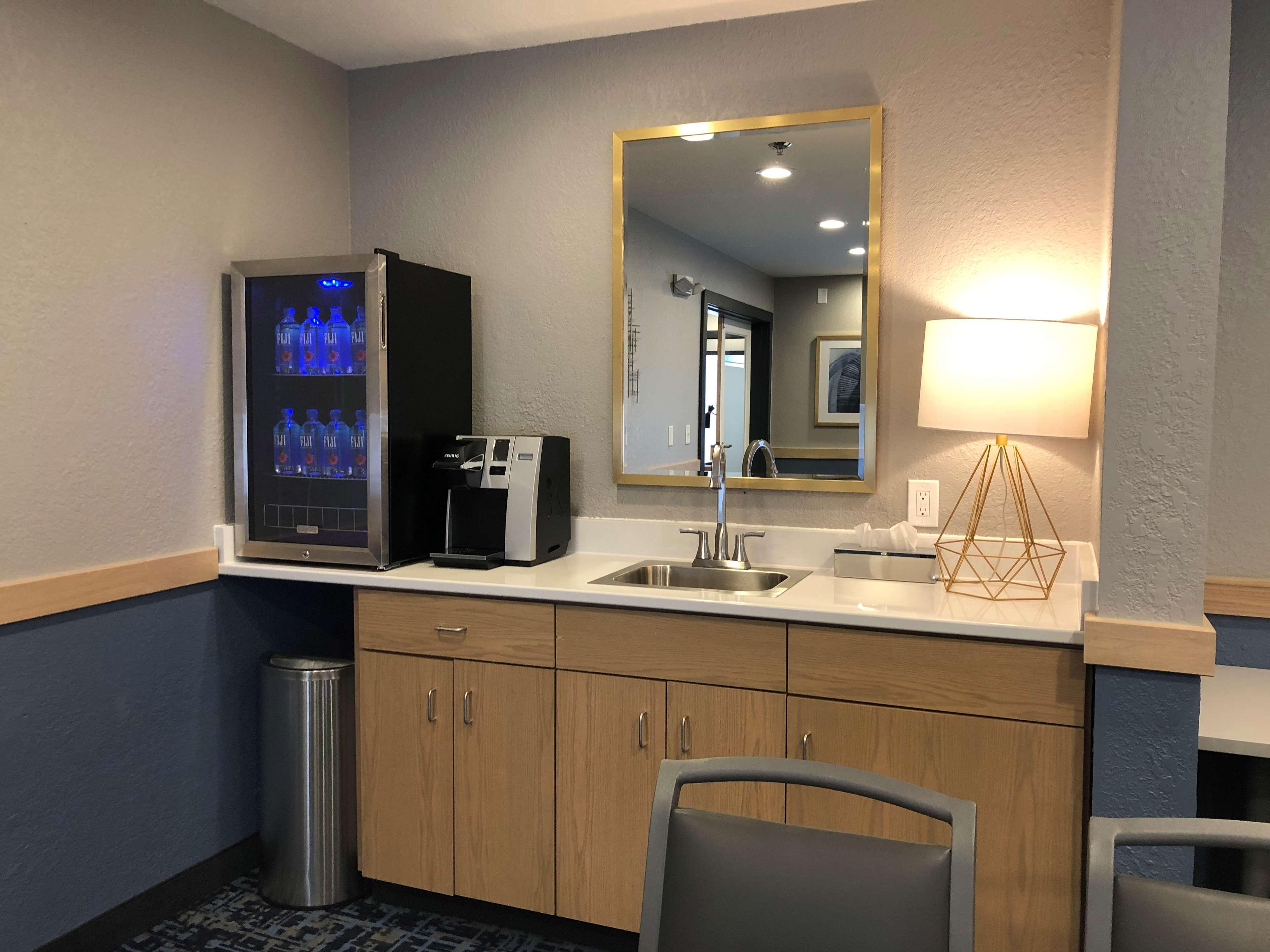 Best Western Eau Claire South Exterior photo